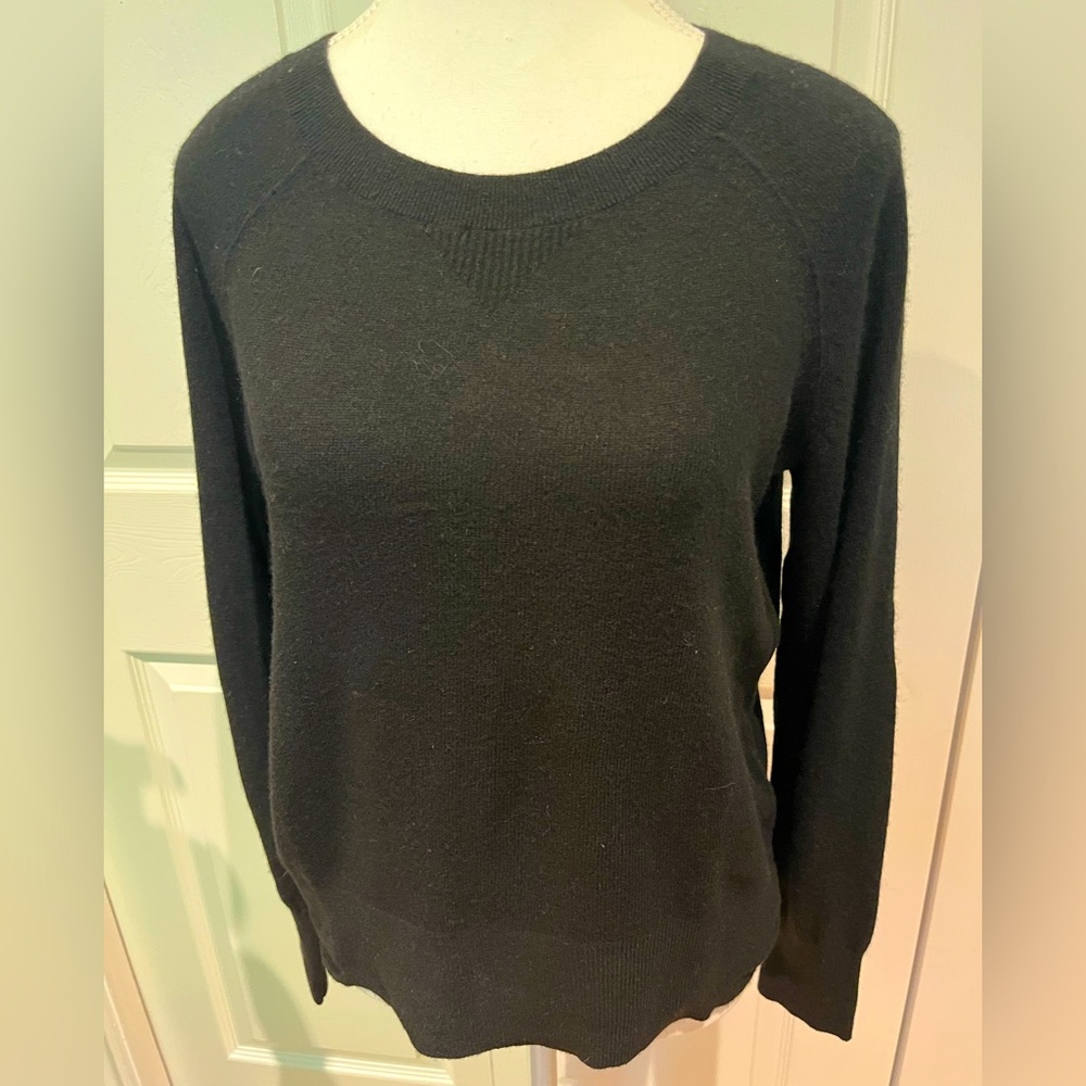 Banana Republic Wool/Cashmere Crew Neck Sweater